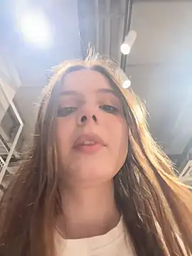 XXX chat uživo modela Lunabelle_