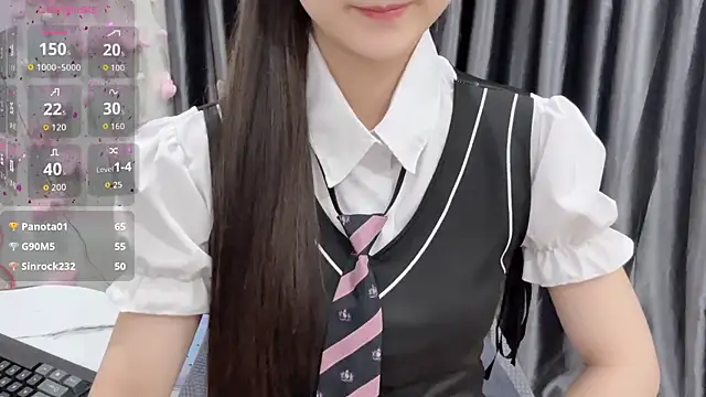 แชท XXX สดของ KaleAnisa