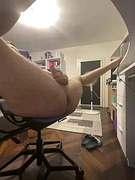 DarkSecrets69_ 现场XXX聊天