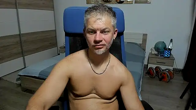 Show modela RobbyShawz na web-kameri