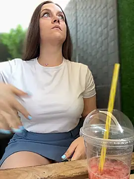 צ'אט XXX בשידור חי של CrazyTori