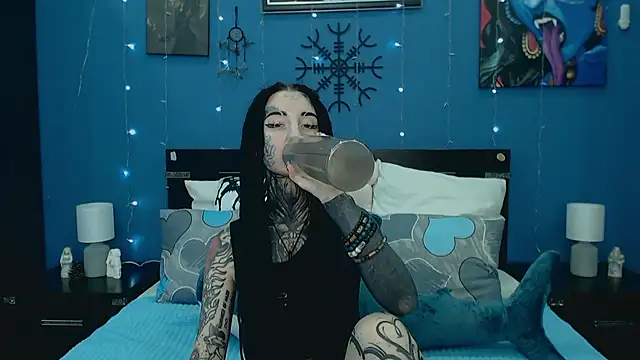 Velvetbat's Live XXX Chat