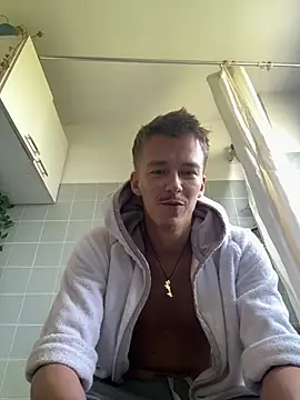 XXX chat uživo modela Toyjungee
