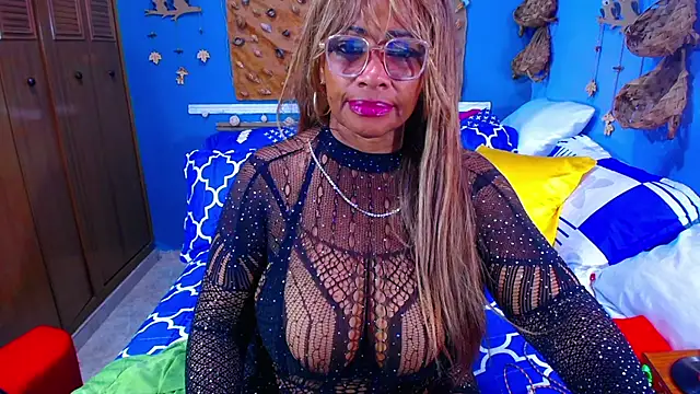 Chat +18 de cairohot ao vivo