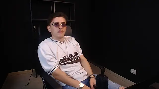 FelixStarkk Live XXX-chat