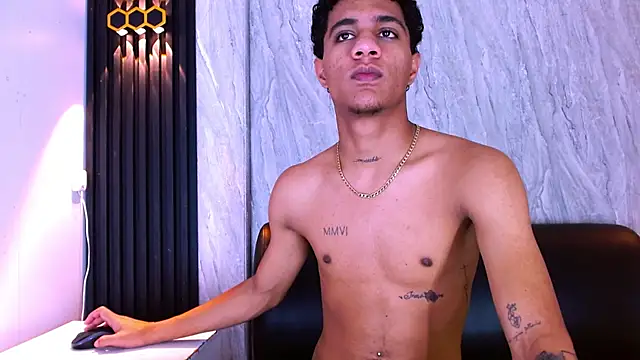 Czat XXX na żywo – _Thiago12