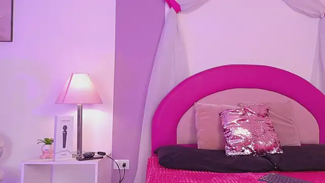 XXX chat uživo modela Brigith24