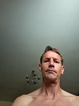 outdoorfun22's Live XXX Chat