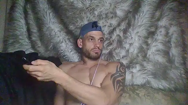 Chat XXX en directo de Maxpac_roccox