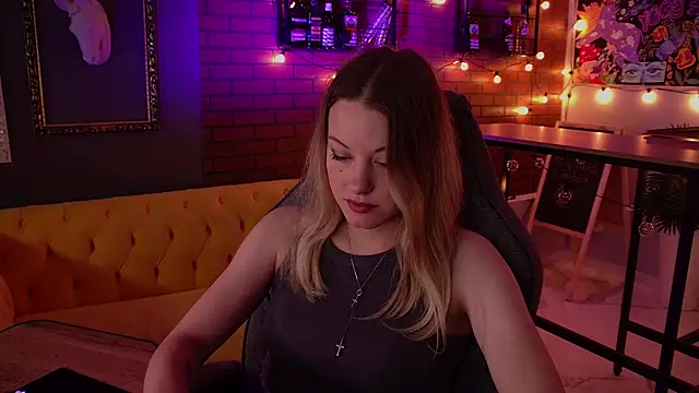 VireliaMoonfall's Live XXX Chat