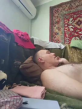 Exited_Smoker Chat XXX live