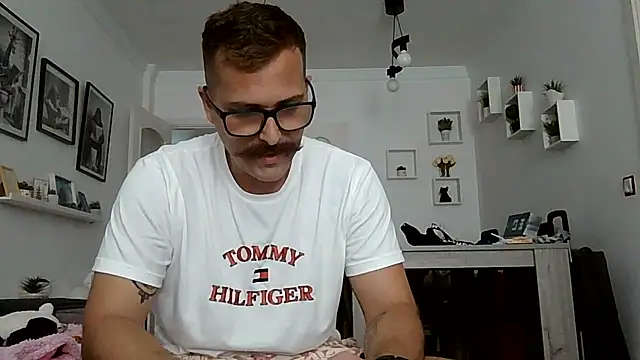 yanick931's Live XXX Chat