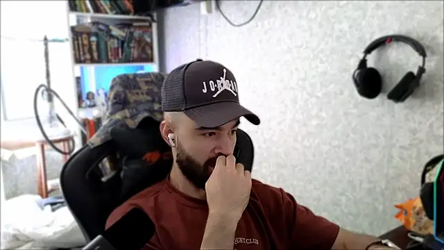 Chat +18 de _Serious_Man ao vivo