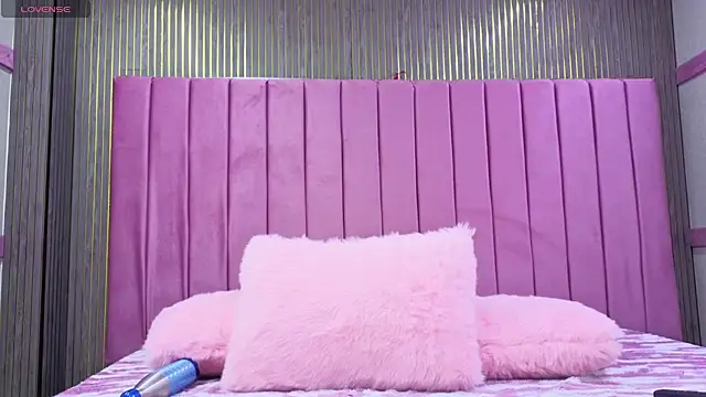 Sofia-Horny-のライブXXXチャット