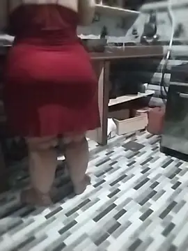 Mama_Queeen Adlı Modelin Web Kamerası Şovu