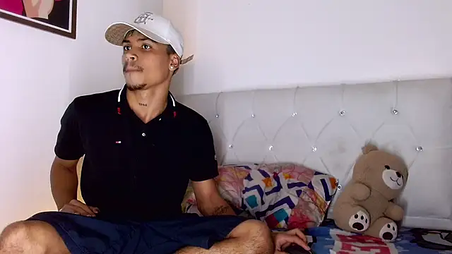 Angel_foxc13's Live XXX Chat