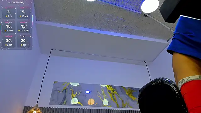 Онлайн чат XXX JDWhite18