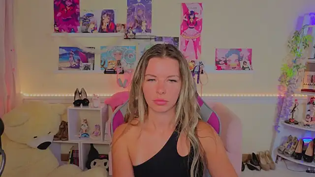 Real_Tini Live XXX Chat