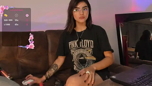 La_Diabla_111_'s Live XXX Chat