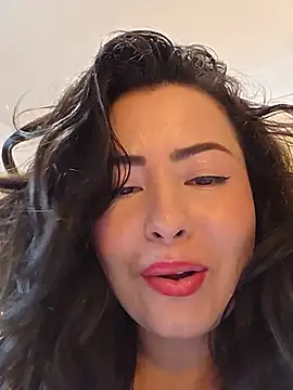 دردشة NeredaXxx الجنسية المباشرة