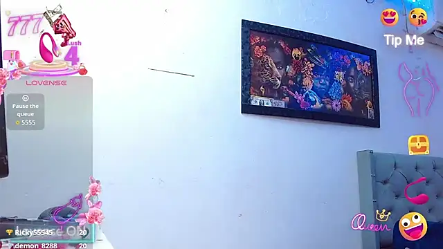 womanbitch77's Live XXX Chat