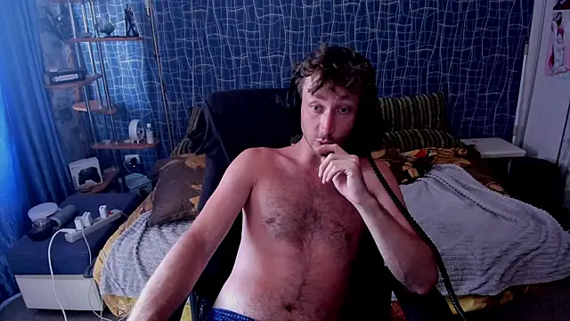 Chatroom XXX en direct de CuteBoy228