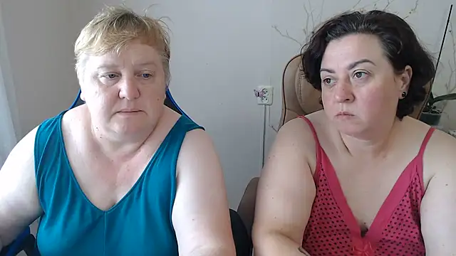 Lindy-Jeanie's Live XXX Chat