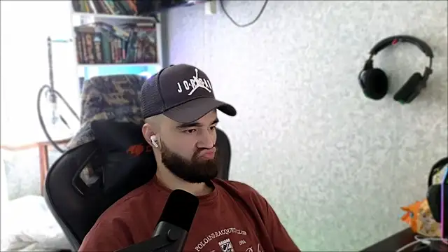 Chatroom XXX en direct de _Serious_Man