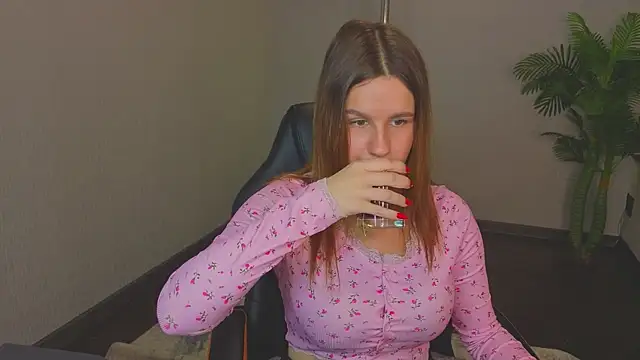 PINCHY_BABY Live XXX-chat