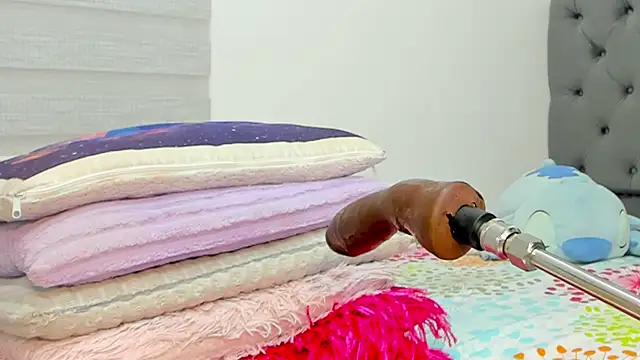 Chat +18 de Elizabeth_18_ ao vivo
