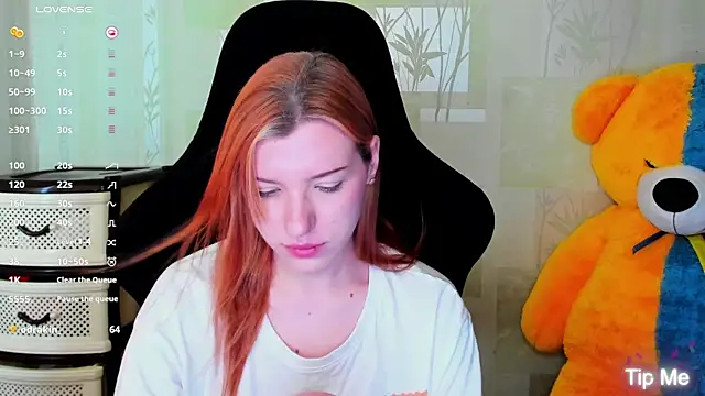 MeganNewCat's Live XXX Chat