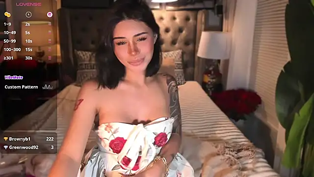 ParisianDoll élő XXX-chatje