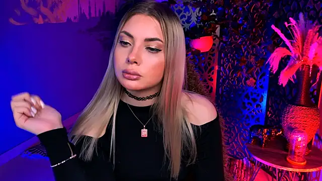 HyileyClark Chat XXX in diretta