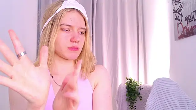 Chat XXX en directo de MilanaRayy