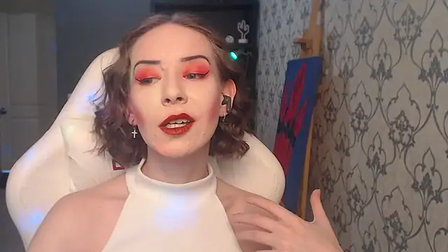 FascinatingEyess élő XXX-chatje