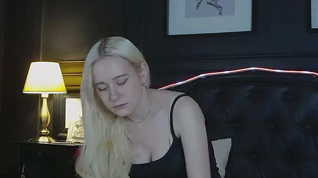EmmaLaurentis – Naživo XXX chat