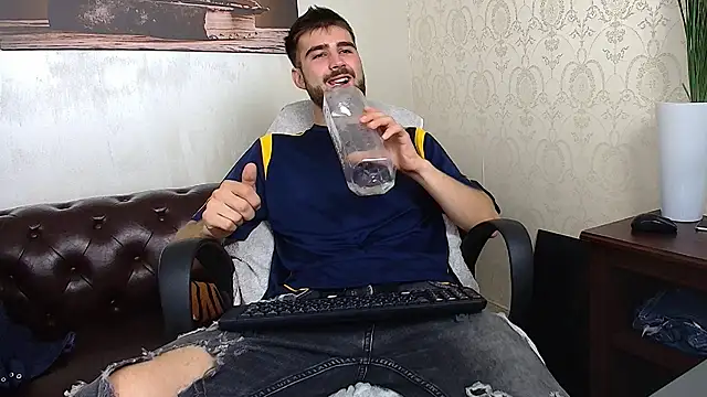KyloEast Show Webcam