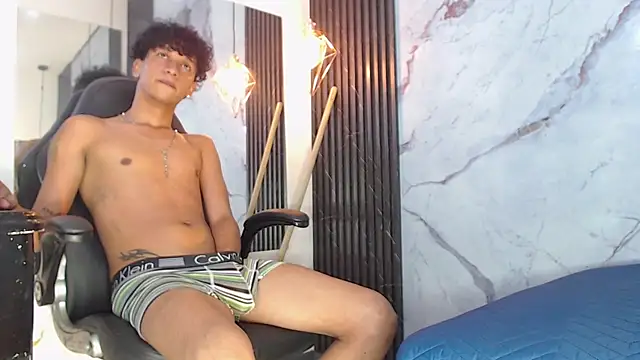 Онлайн чат XXX BlakeSttone