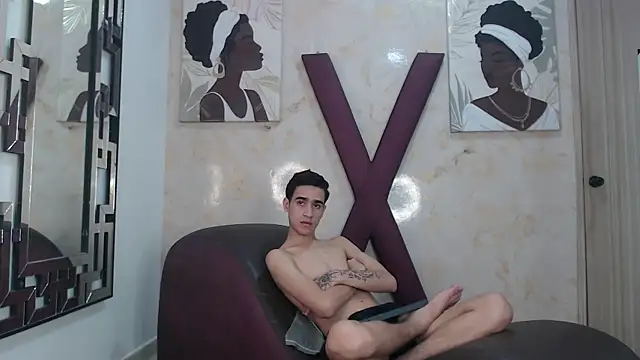 Онлайн чат XXX GOLDEN_BOSS
