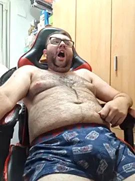 Javier_bear – Naživo XXX chat