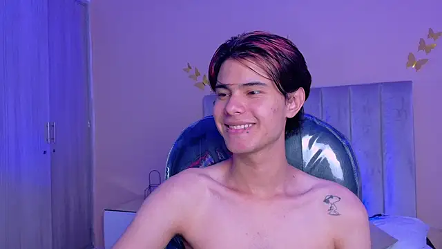 Chat +18 de Derek_Sinn ao vivo