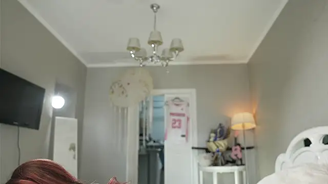 Онлайн чат XXX Dolly_Di