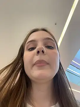 Онлайн чат XXX Lunabelle_