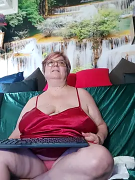 Czat XXX na żywo – QueenPammy1