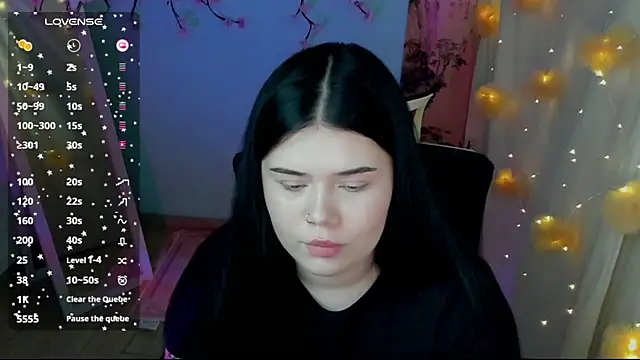 Chat XXX en directo de Mona_Esty
