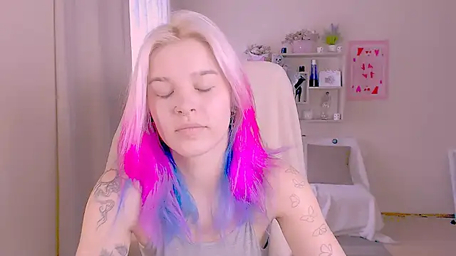 دردشة Hot_Blonda الجنسية المباشرة