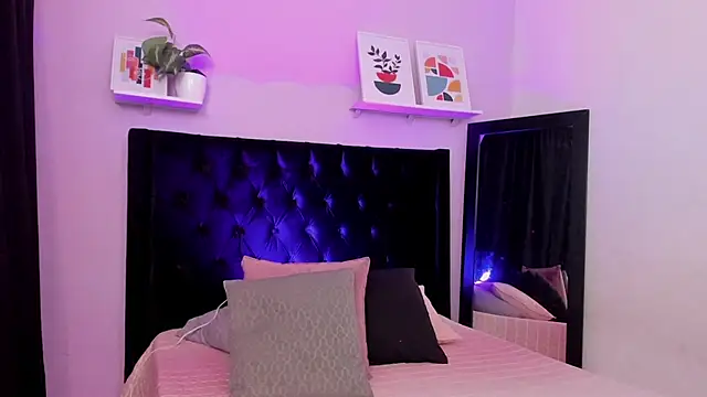 Paulina_Lopezz Adlı Modelin Canlı XXX Sohbeti