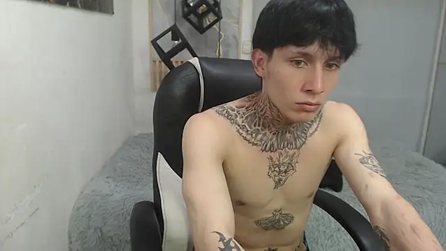 XXX chat uživo modela Cry_thereal
