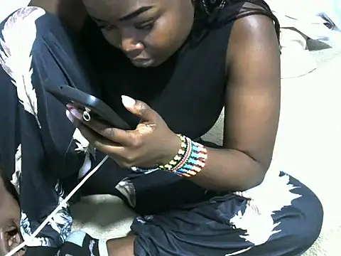 ma_ayah's Live XXX Chat