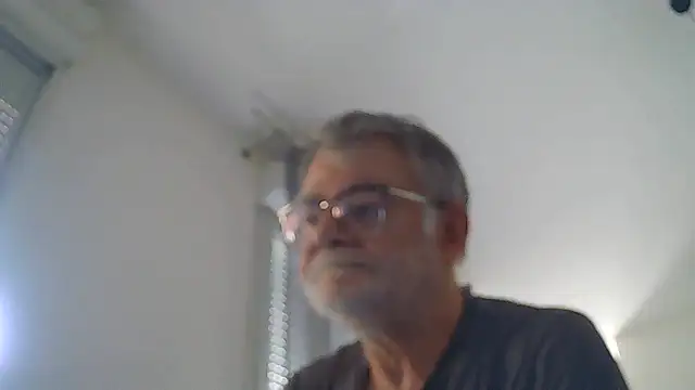 oura live XXX chat